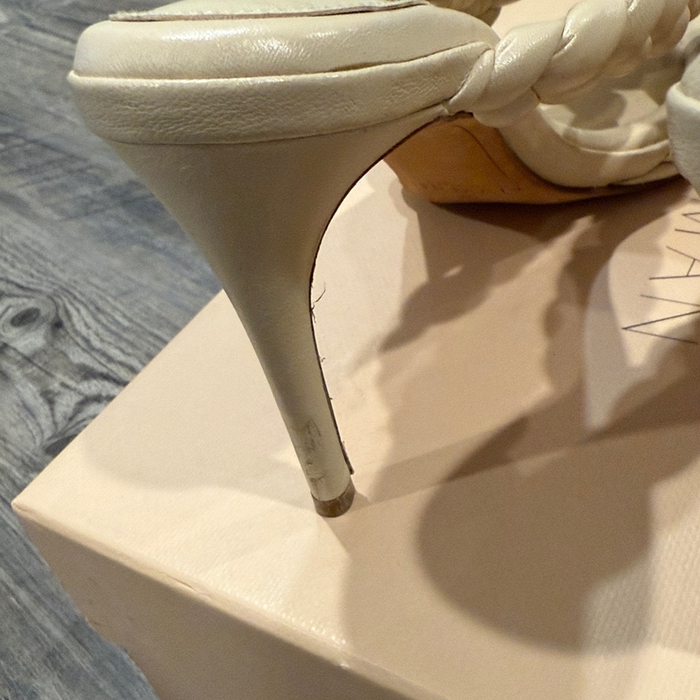 Alexandre Birman Women’s Carlotta Eggshell Leather Mules Shoes Sandals Size 39 - Picture 6 of 16
